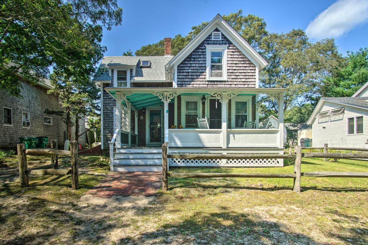 Charming Mv Cottage Walk To Dtwn Oak Bluffs! Exterior photo