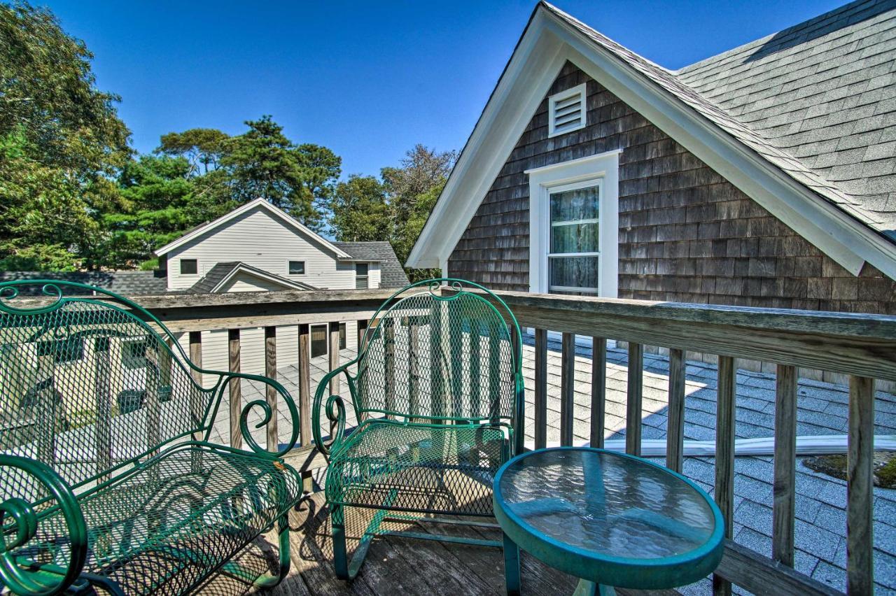 Charming Mv Cottage Walk To Dtwn Oak Bluffs! Exterior photo