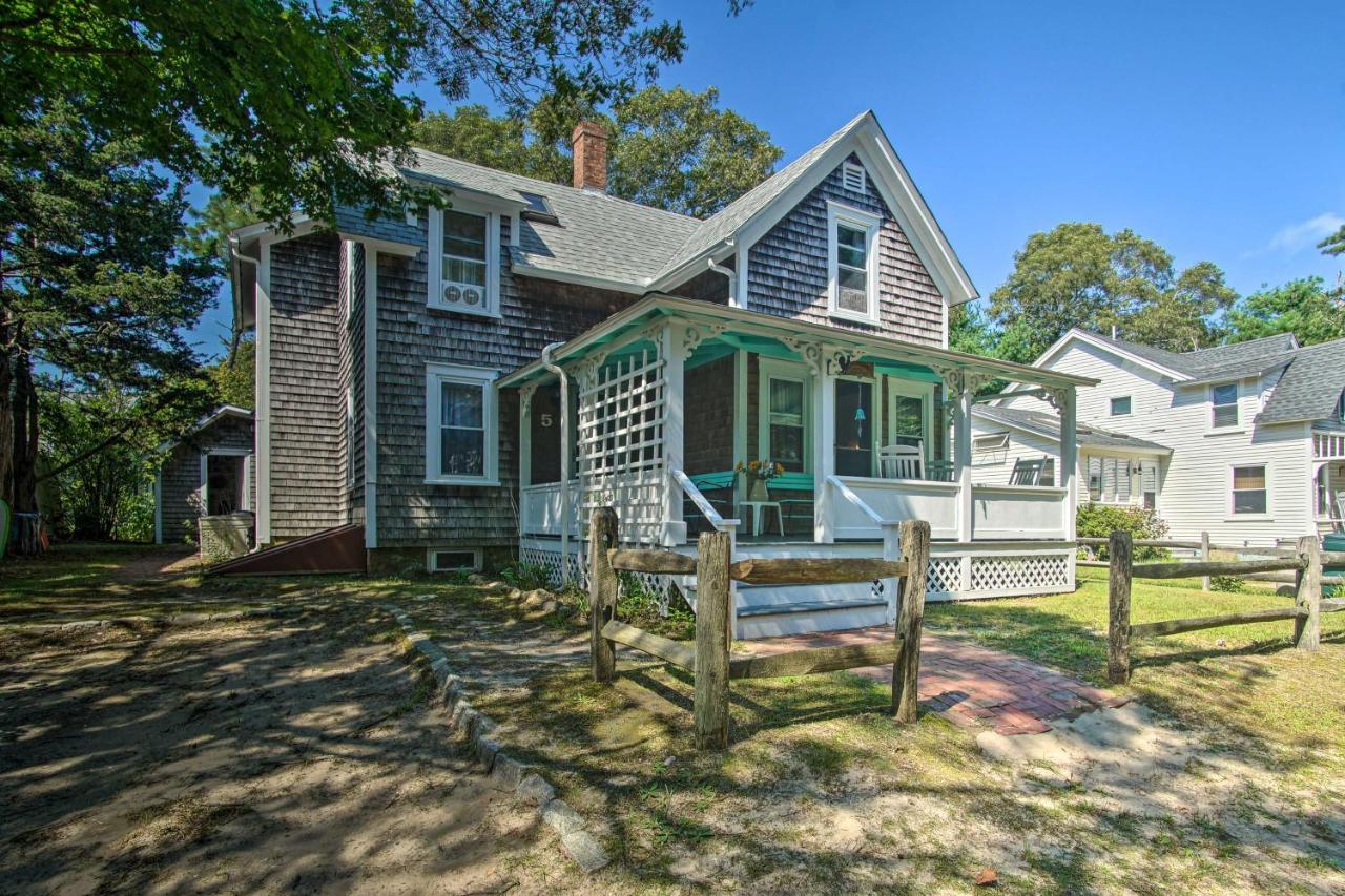 Charming Mv Cottage Walk To Dtwn Oak Bluffs! Exterior photo